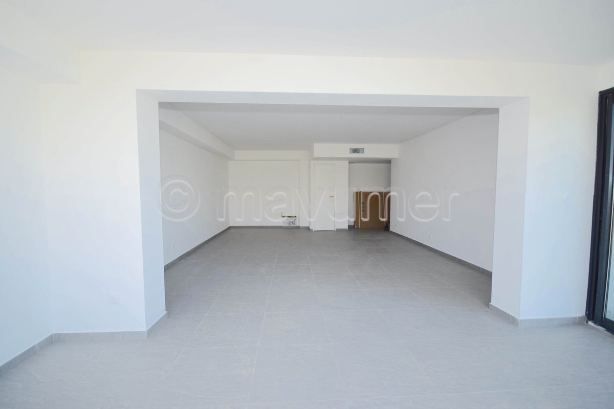 Mavumer's tweet photo. Vente - Appartement Sausset-les-Pins - 489 000 €
L'agence Mavumer vous propose, 13960 Sausset les pins, sur la célèbre côte bleue, dans une résidence neuve, en rez de jardin, cet appartement T3 de 84m2 exposé Est. Il se compose d'une cuisine à a https://t.co/19x2fnIdi0 https://t.co/tbq85LDJ8N