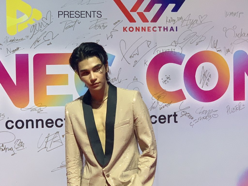 KonnecThai's tweet photo. ลูกรักพระเจ้าคนที่สอง หล่อแบบตะโกน 😍#เจฟซาเตอร์   

#KonnecThai #KONNECKON #Pressconference #PrestigeEntertainment  #KonnecThaiEVE2023 https://t.co/g0nbEbCEUk