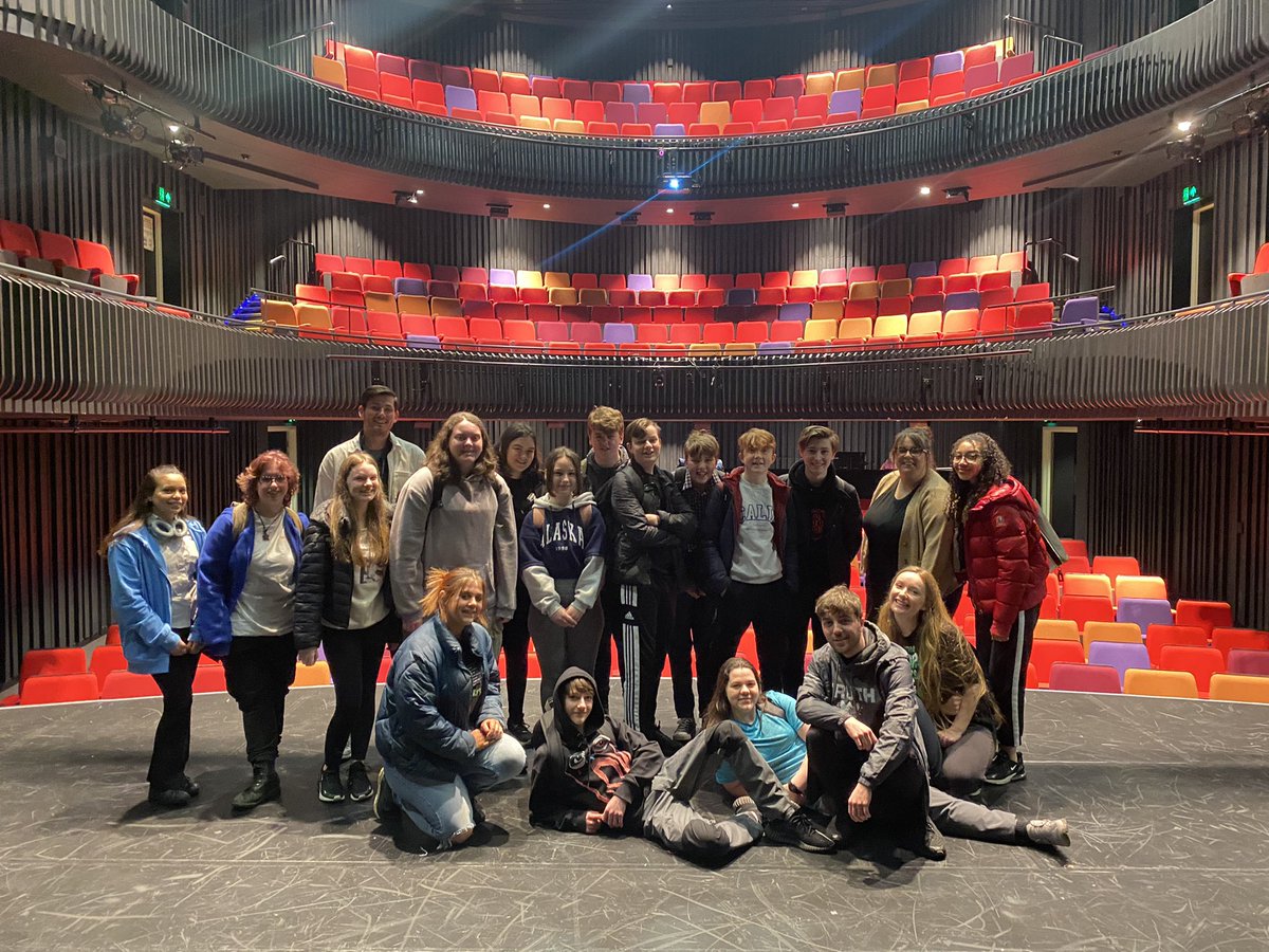 sjppadept's tweet photo. Saturday school is in session. After an early start we have arrived at @HOME_mcr and are straight into rehearsals. What an exciting day performing our @NTConnections performance of @edmundharris Strangers Like Me @SJPHeadTeacher #whatacast #whatateam 🎭🙌🎉 https://t.co/b8bWpmBFbc
