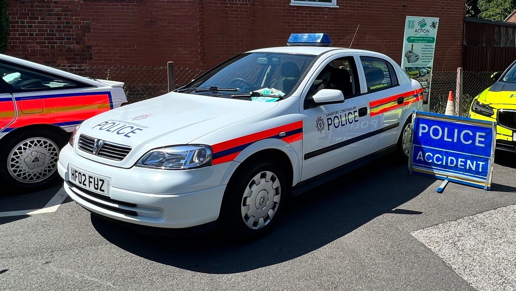 Sandford_Police's tweet photo. Best looking police car in the fleet https://t.co/FenywRasb7