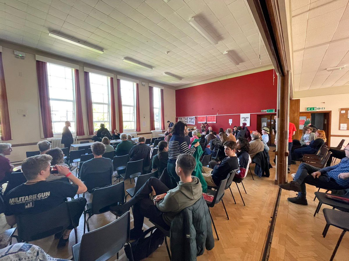 TWT_NOW's tweet image. We’re buzzing to be at a packed first session at @noztransformed this morn with @meadwaj + @BenTippet on what to do about inflation! 🤷‍♀️💰 📈

Amazing start to a day full of great sessions - massive well done to the organisers 🔥 🔥 🔥 #NorwichTransformed