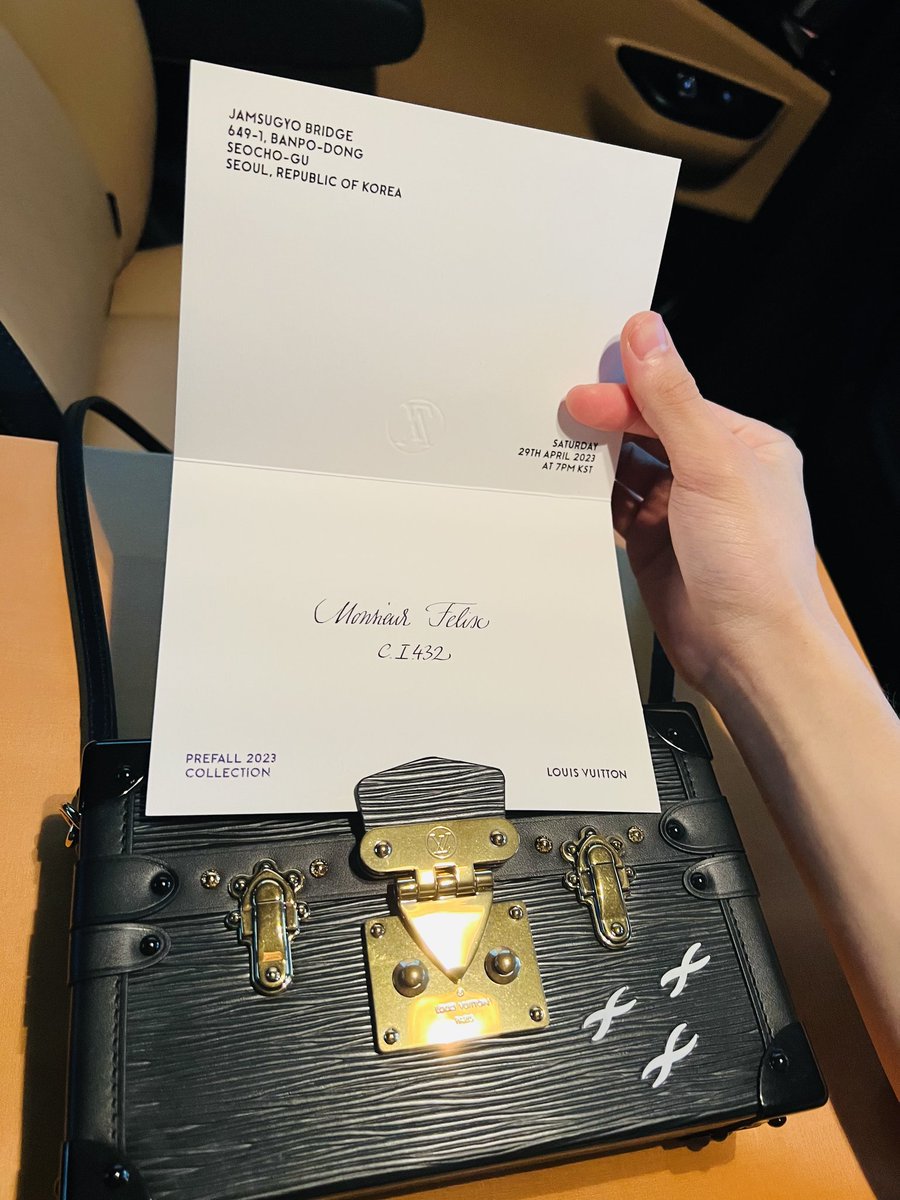 루이비통 프리폴 쇼 초청장 Felix ㅠ ㅠ 💙
#LouisVuitton #LVPREFALL23