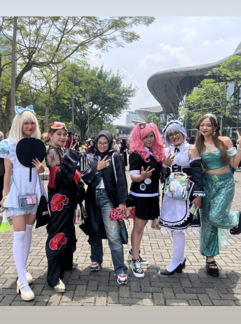 cosplay berkedok fanmeeting🫶🏻🫶🏻 sumpay wayzeni kreatif semua lucu2 🫶 cr igeh acipa