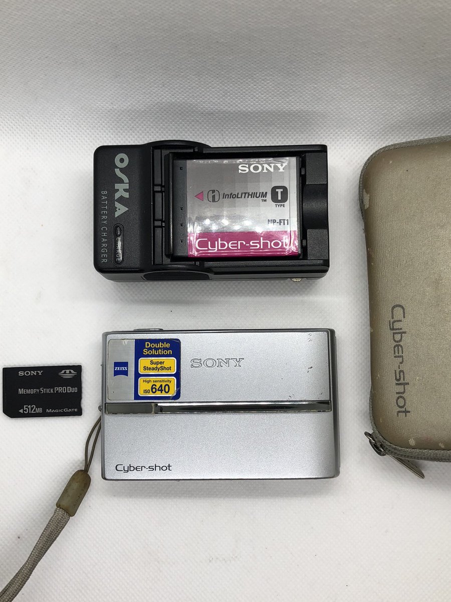 myycameraa's tweet photo. Sony Cyber-shot DSC-T9 ทรงน่ารัก ถ่ายสวย
🏷️ ราคา 999 บาท รวมส่ง
📦ของที่ได้รับ กล้อง+แบต+เม็มโมรี่+แท่นชาร์จ+กระเป๋า Sony
❌ตำหนิ เลนส์สั่นเปิดปิดใหม่หาย 

#กล้องดิจิตอล #กล้องดิจิตอลเก่า #กล้องดิจิตอลมือสอง #กล้องมือสองราคาถูก #กล้องดิจิตอล90 #กล้องฟิล์ม #กล้องมือสอง https://t.co/MT4MOyIlWl