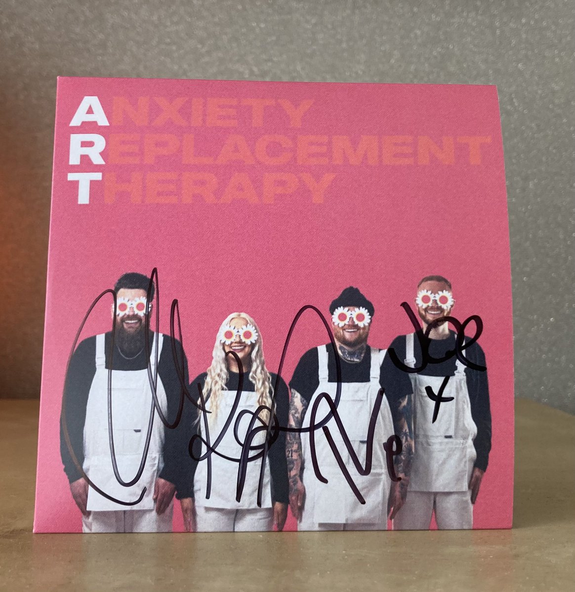 hyper140's tweet photo. This beauty has just arrived @LotteryWinners #ART #ThisBand๐ you deserve all the success coming your way. See you 1st Dec ๐ค๐ป https://t.co/DLVhBj3eaM