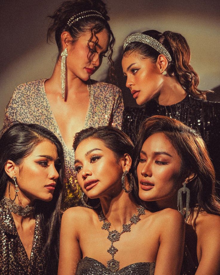 itsnxeyluvcl's tweet photo. Miss grand Thailand 2022🌈🍃🤍

รักTop10ปีนี้มากเป็นครอบครัวที่อบอุ่นจริงๆในการดำรงตำแหน่งหนึ่งปีนี้ทุกคนเก่งกันมากๆเลยน้าาา ถึงจะอำลาแล้วแต่ทุกคนไม่หายไปไหน จะอยู่ในใจเสมอ ปี2022เป็นปีที่ทำให้มีรอยยิ้มและความสุขที่สุดเลยย~🤍🌻

#FarewellTop10MGT2022 https://t.co/XZBzBERgX9