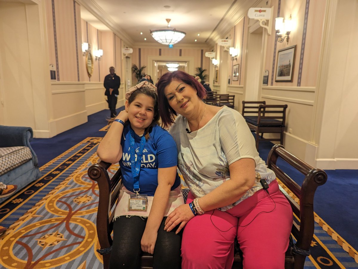 MakeAWishIntl's tweet photo. Wish child Emilia and her mum Stella here at @disneylandparis tell us that having her wish granted means that everything is possible: ”there are no limits!" #disneywishes #worldwishday #hopewithoutlimits @MakeAWishGreece https://t.co/AJBj4ZuuYY