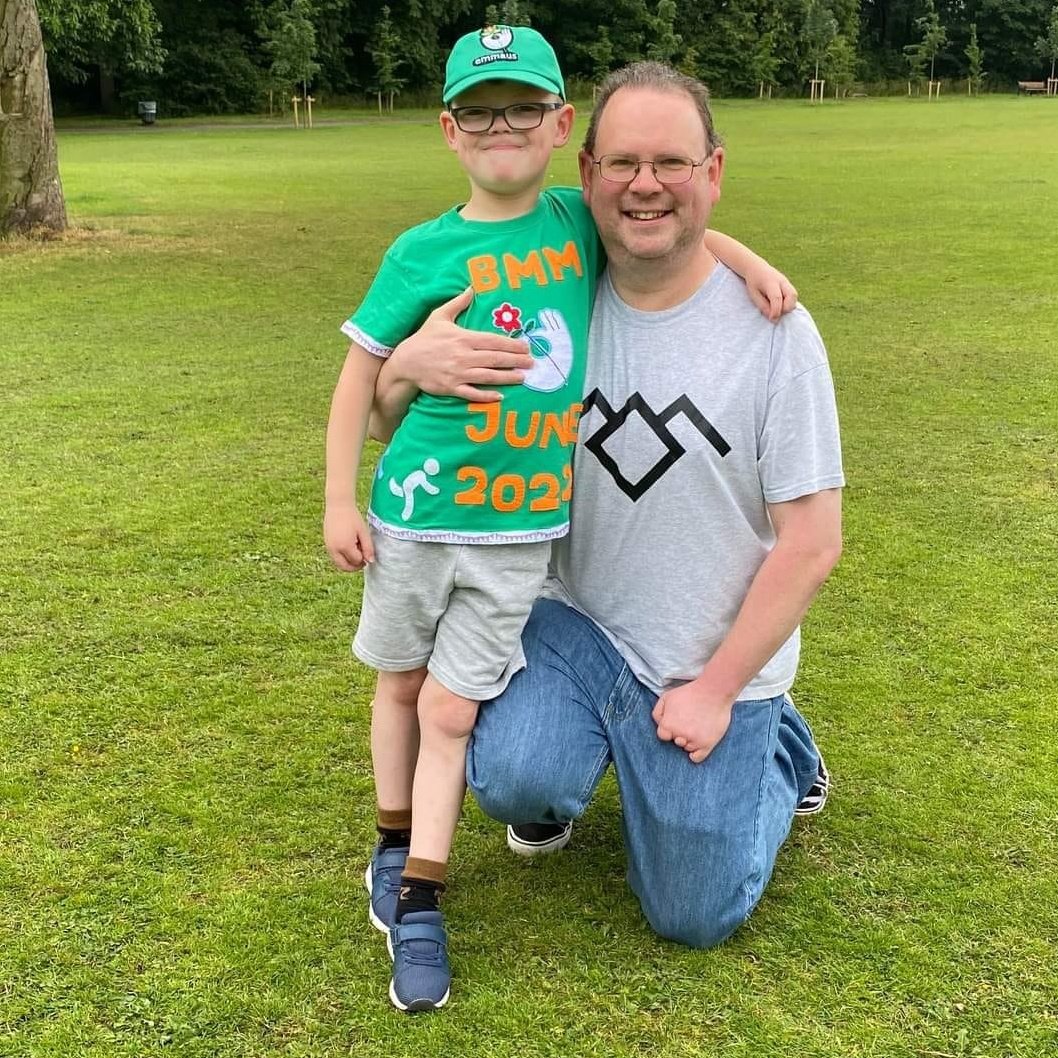 pclokey's tweet image. Last June, Jacob fundraised for #Emmaus #BigMarathonMonth - he even made the YEP @LeedsNews! He is doing it again this May! Please RT to raise awareness. Link on profile page. He is always wanting to support #homelessness charity. Already looking for ways to support  @CryptLeeds.