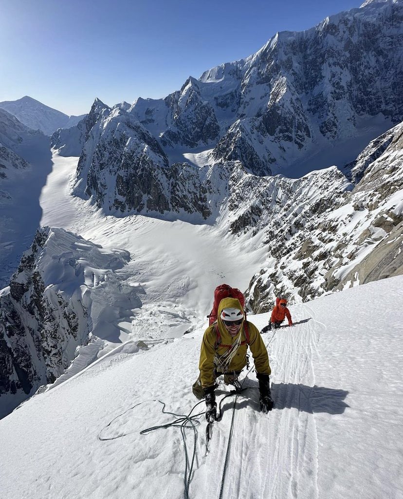 the_8000m tweet media