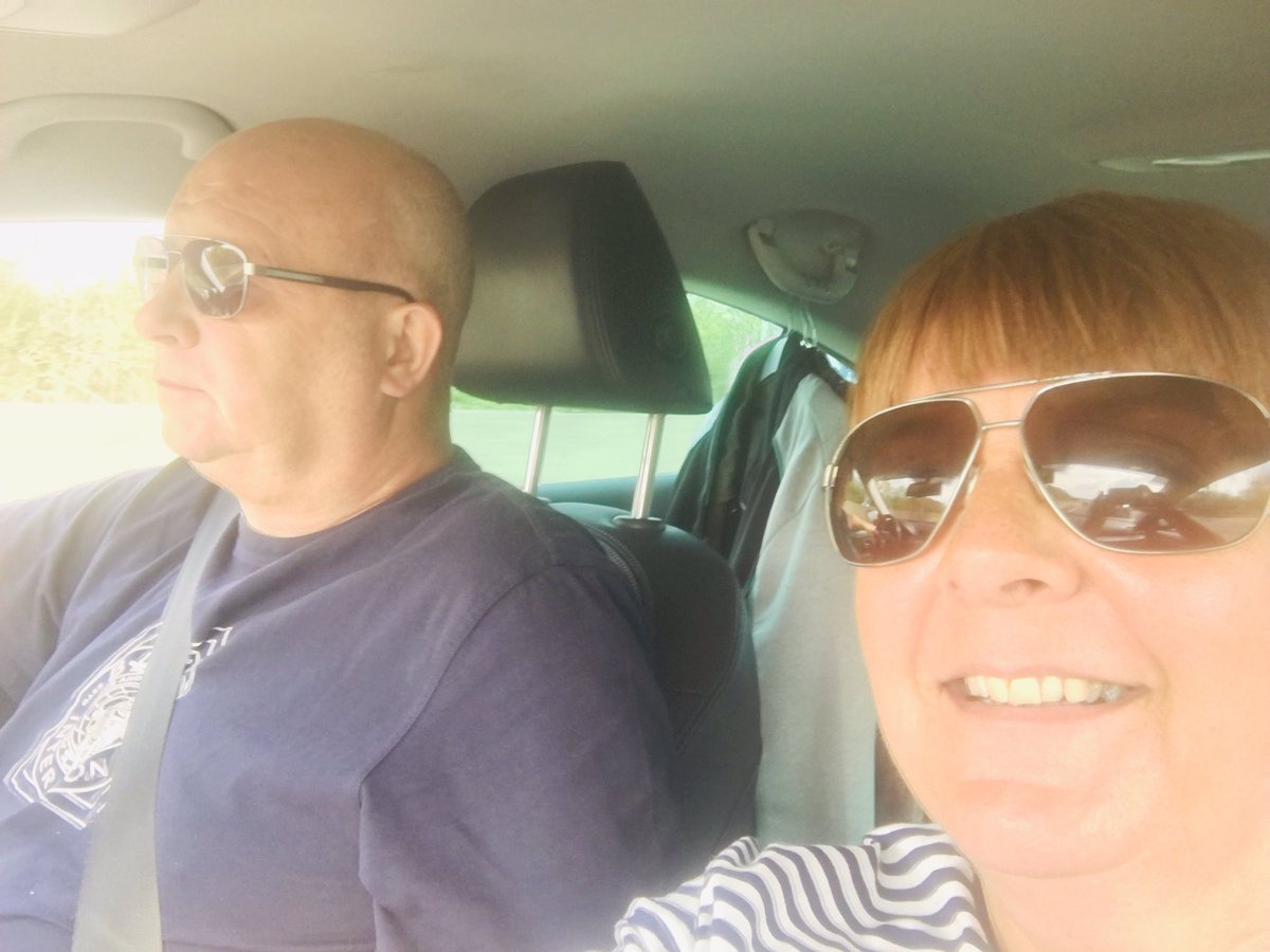 annieel23708796's tweet image. MK Dons here we come 👍 last away game of the season #ureds @BarnsleyFC ❤️