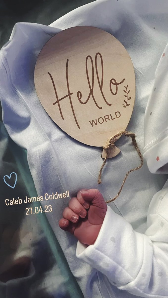 Alexandra Maxwell tweet media