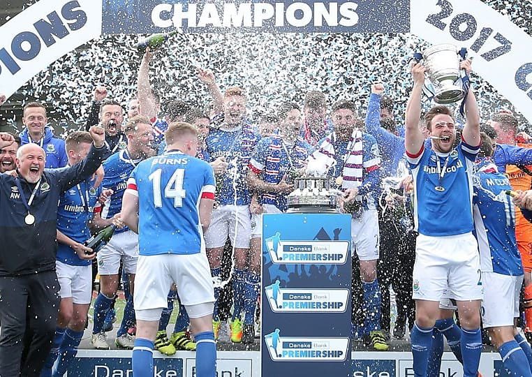 LinfieldHistory's tweet photo. On this day back in 2017 a superb second half hat-trick by @Andy_Waterworth saw the @OfficialBlues win our 52nd title at Solitude
What a day for the #Blues
And the start of #WaterworthWeek πππ
#Linfield
#LinfieldHistory https://t.co/zbjXQjv7Kd