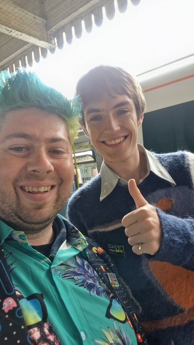 Official_SeanC's tweet image. Dreams come true  seeing francis again and getting to sit In the non active driving seat of 313201  @SouthernRailUK  enjoying this farewell trip #pep #class313