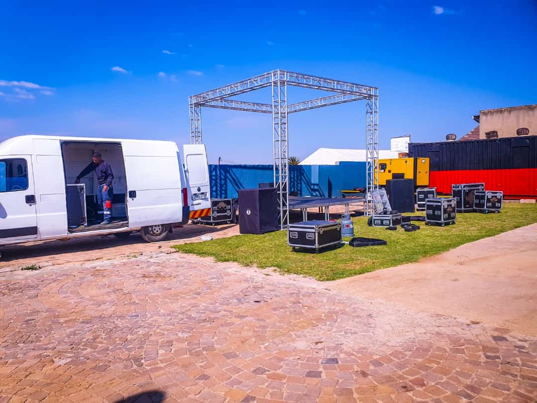 We are waiting for you <a href="/TCB1550/">TheChickenBar</a> @kasibcnews <a href="/fourtyfourlager/">FourtyFourPremiumLager</a>