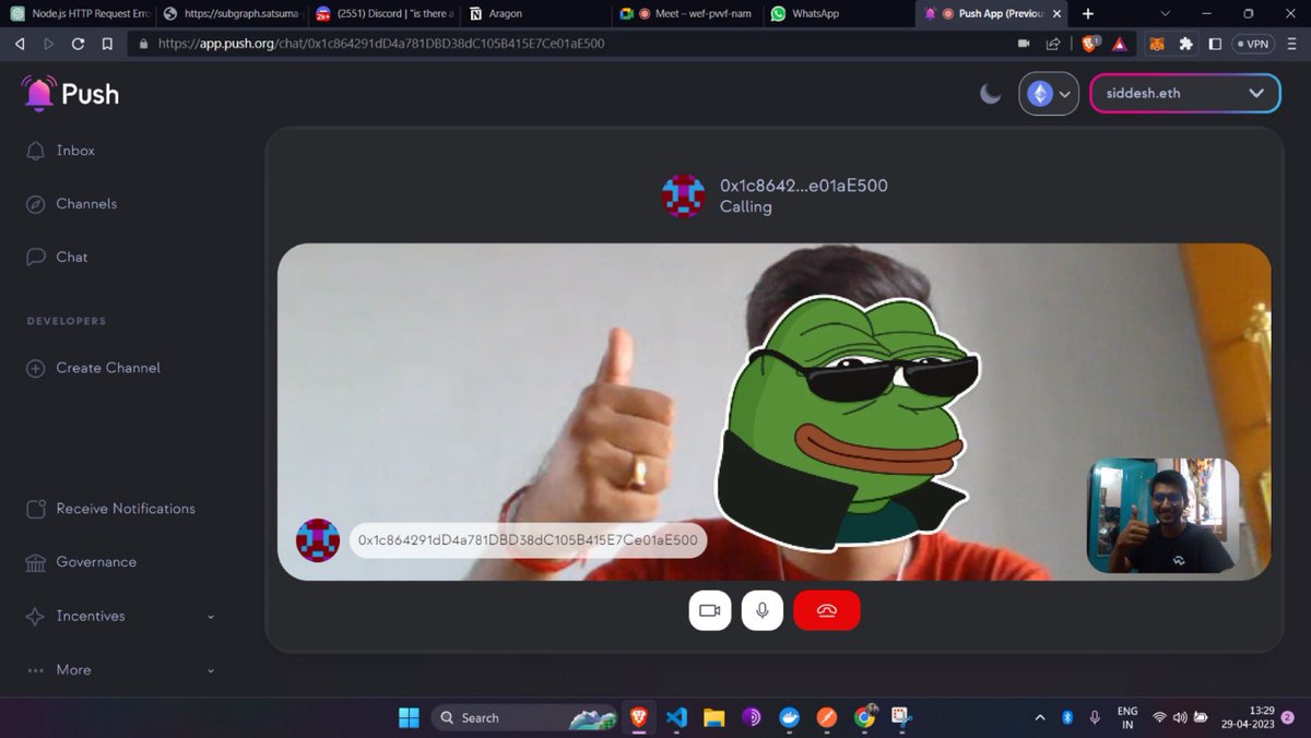 0xSiddesh's tweet photo. So I quickly texted him on @pushprotocol chat and told him my billion $ idea.
We quickly jumped on a call using Push Video Chat. https://t.co/DJ6L38UdUx