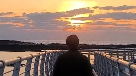 yjwprnts's tweet photo. jungwon and sunsets,
the most beautiful view ♡ https://t.co/CCBkTr9XRf