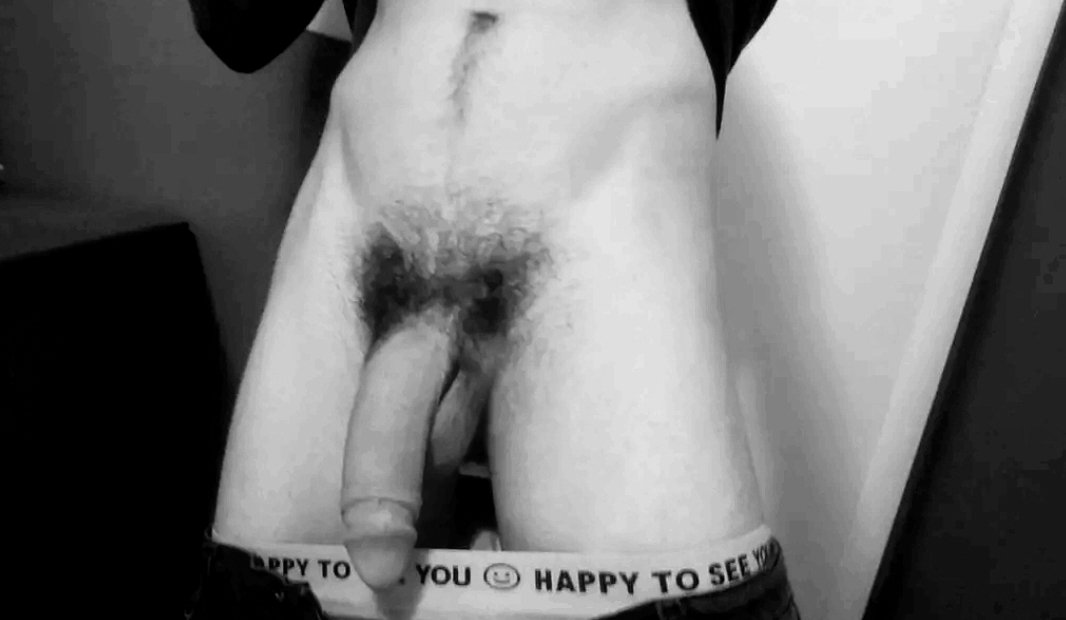 MicahMorganx's tweet photo. #bigcock #twink #cock #hung #nude
Letting it all hang out https://t.co/ikkjIgFyrA