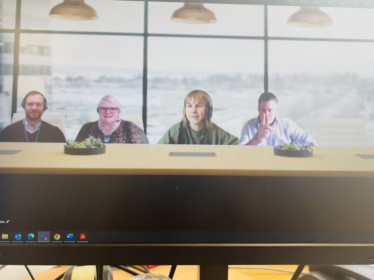 Yest we had last SMT b4 Divisional Board #TeamSurgery with David M, Associate Medical Director who’s leaving ⁦<a href="/MidCheshireNHS/">Mid Cheshire Hospitals 🏥</a>⁩ for pastures new. Good luck David &amp; thank you for leadership throughout Covid.  Will miss you 👏👏💙 ⁦<a href="/sue_sarson/">Sue Sarson</a>⁩ ⁦<a href="/R_a_c_hel_Heath/">Rachel Heath</a>⁩