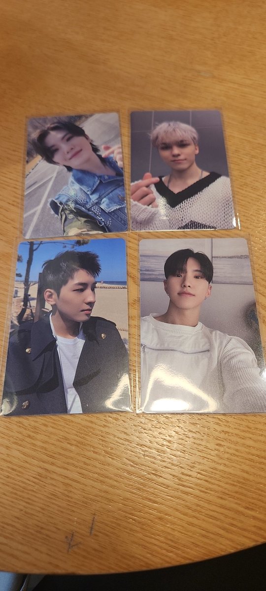 mypinkmalte's tweet photo. 엠투유 럭드 특전 교환
저: 원우, 순영, 지훈, 버논
님: 민규, 정한

엠투유 현장 근처 이디야에 있습니다!
디엠 주세요!
#세븐틴 #교환 #fml #민규 #정한 #원우 #호시 #우지 #버논 #엠투유 #럭드 https://t.co/KhEfUZJM5J