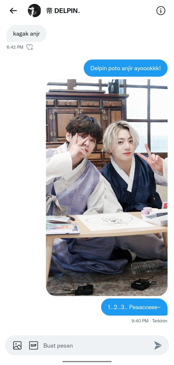 sueowon's tweet photo. ︎︎ ︎︎
Ini gadun satu juga ilang ilangan @cigarrtaex. Orang sibuk kayanya wkwk. Bodat dah, yang penting gue cakeup 💅🏻
︎︎ ︎︎ https://t.co/ce7YYdfrNF