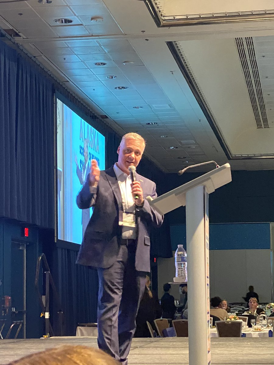 teachertech102's tweet photo. Brent Conway telling it like it is at the 2023 Alaska Science of Reading Symposium! #aksors #akdeed https://t.co/jPL0o9bfTR