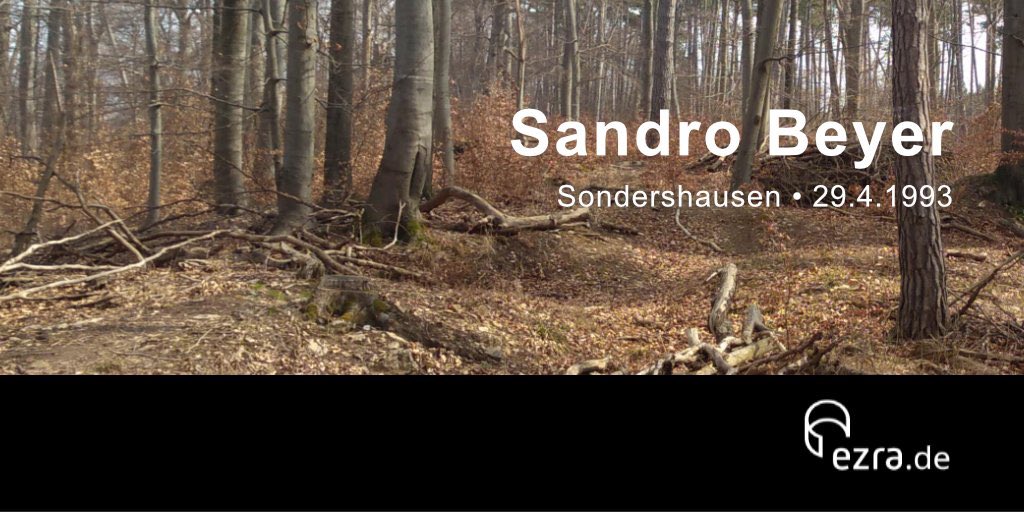 In Erinnerung an #SandroBeyer. Der 15-jährige stirbt am 29. April 1993 in #Sondershausen #Thüringen, nach dem ihn drei Täter brutal misshandeln und schließlich erdrosselen. Den Leichnam vergraben die Täter in einem Erdloch, ... (1/3) #rechteGewalt