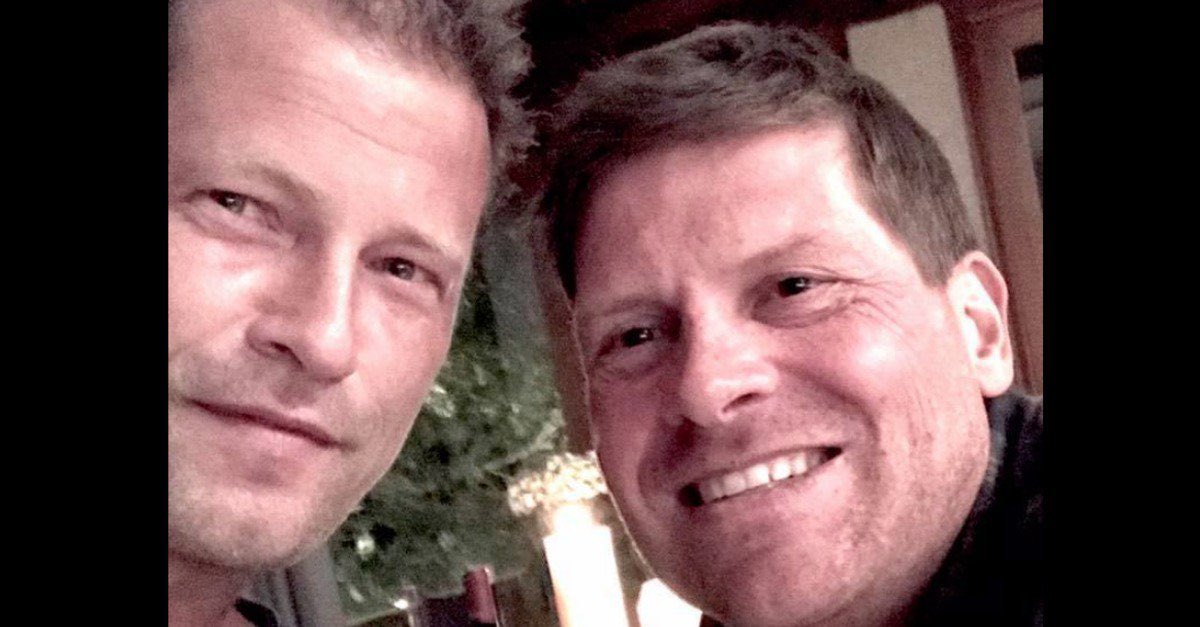 „Hallo Freunde, mir gehts gut. Viele Grüße vom Betty Ford Alumnitreffen.“
#Schweiger