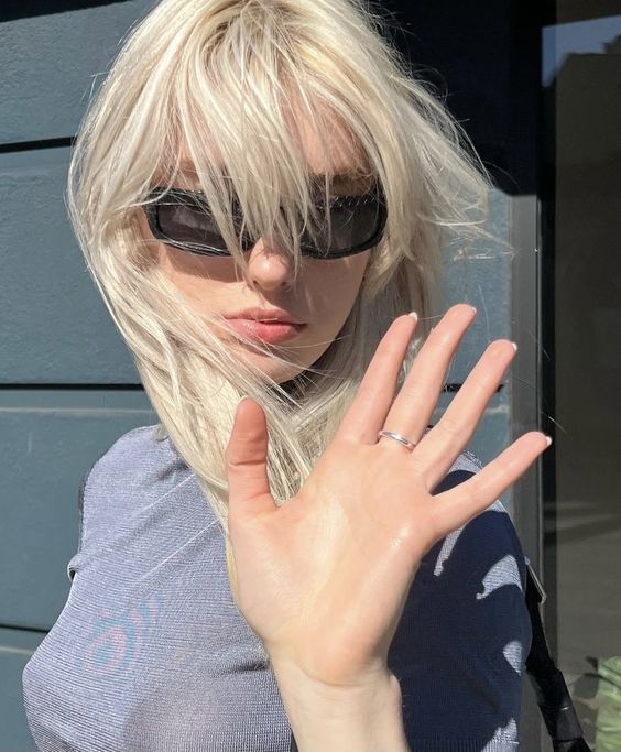 ⠀⠀⠀⠀⠀                  
⠀⠀⠀⠀⠀
⠀⠀⠀⠀⠀⠀⠀⠀⠀⠀「  alisandria  sns update  」                           ⠀⠀⠀⠀⠀⠀⠀⠀⠀⠀went out for a cup of coffee.  ⠀⠀

⠀⠀⠀⠀⠀