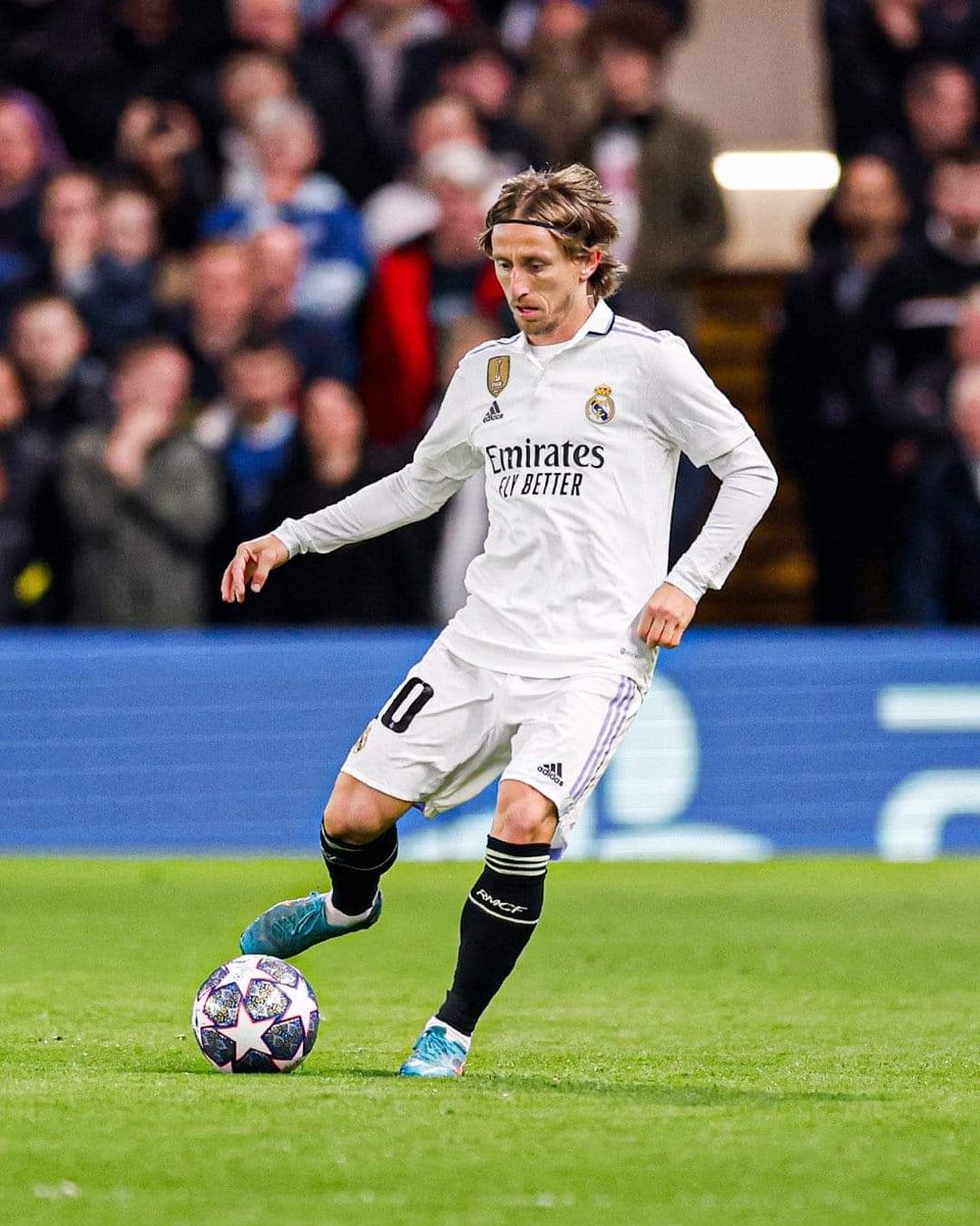 علقت الهوى منك وليداً 
فلم يزل الى اليوم ينمي حبك و يزيدُ