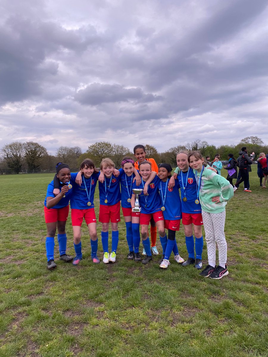 HPABeckenham's tweet photo. The girls football team have made it through 3 knockout rounds, a quarter and semi finals to win the Orpington and Bromley Cup on penalties in the final 🏆 well done girls!! #girlsfootball #primaryfootball @OBPF https://t.co/hszQgCD2nO