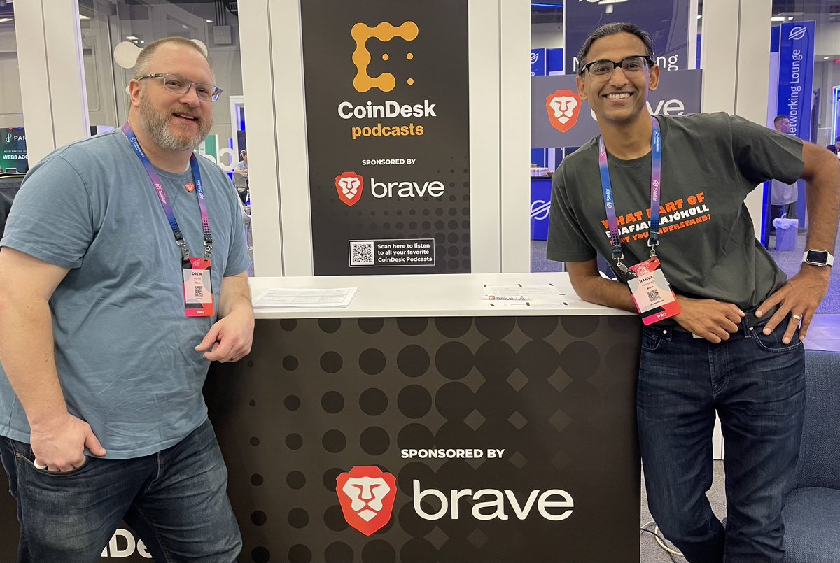 eth_us's tweet photo. Good times in Austin ⭐️ Texas 🦓 @ImMananVohra 

5 years ago in NYC, I met the @ZebPay founders @mahingupta @21towersbitcoin @LmnlHQ @sandeepbitcoin

@Brave 🦁 @CoinDesk  #Consensus2023

I just did 50 pushups &amp; bought 100 $BAT 0.1 $ETH and 0.001 $BTC https://t.co/G73YhEwx9Y