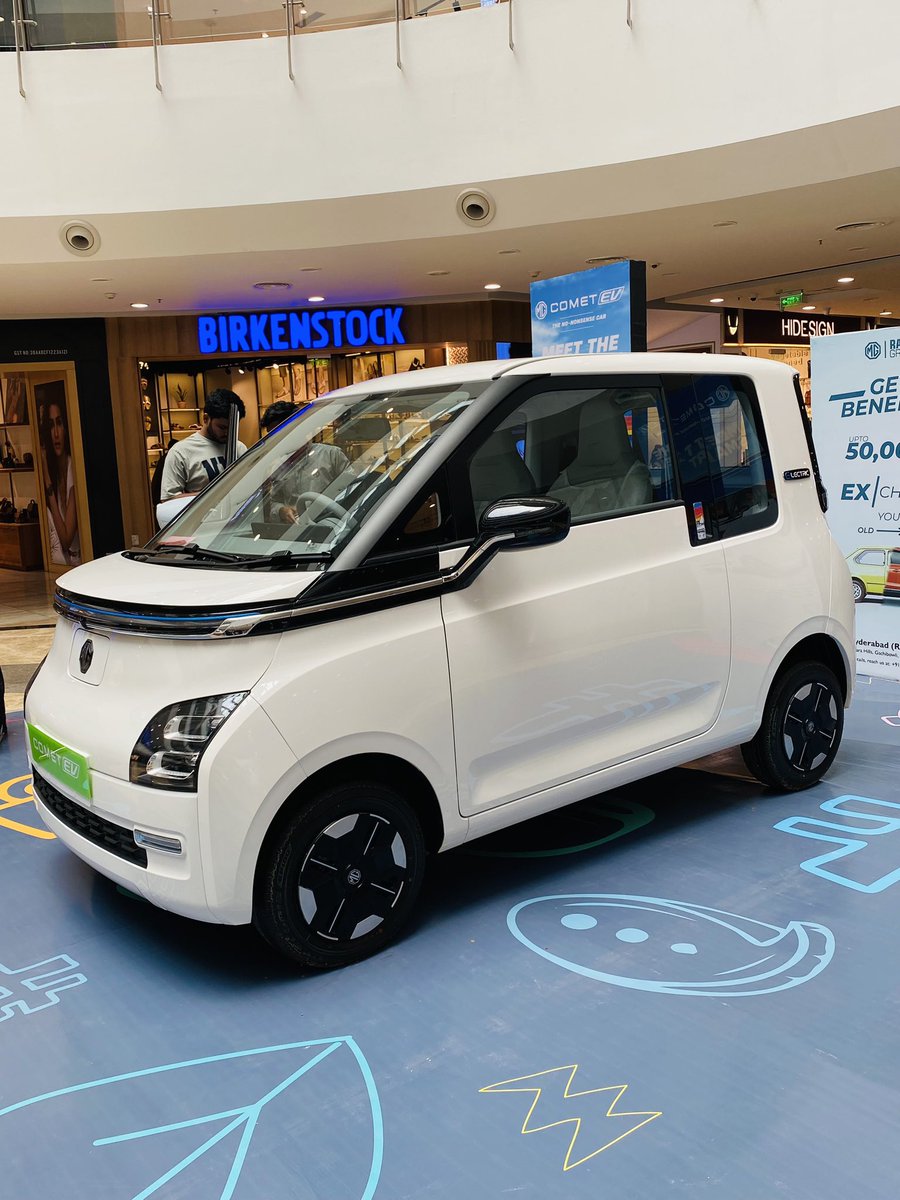 KPHB_Kurradu's tweet image. #CometEV - @MGMotorIn 

Does it worth for 7 lakhs ?? I don’t think so