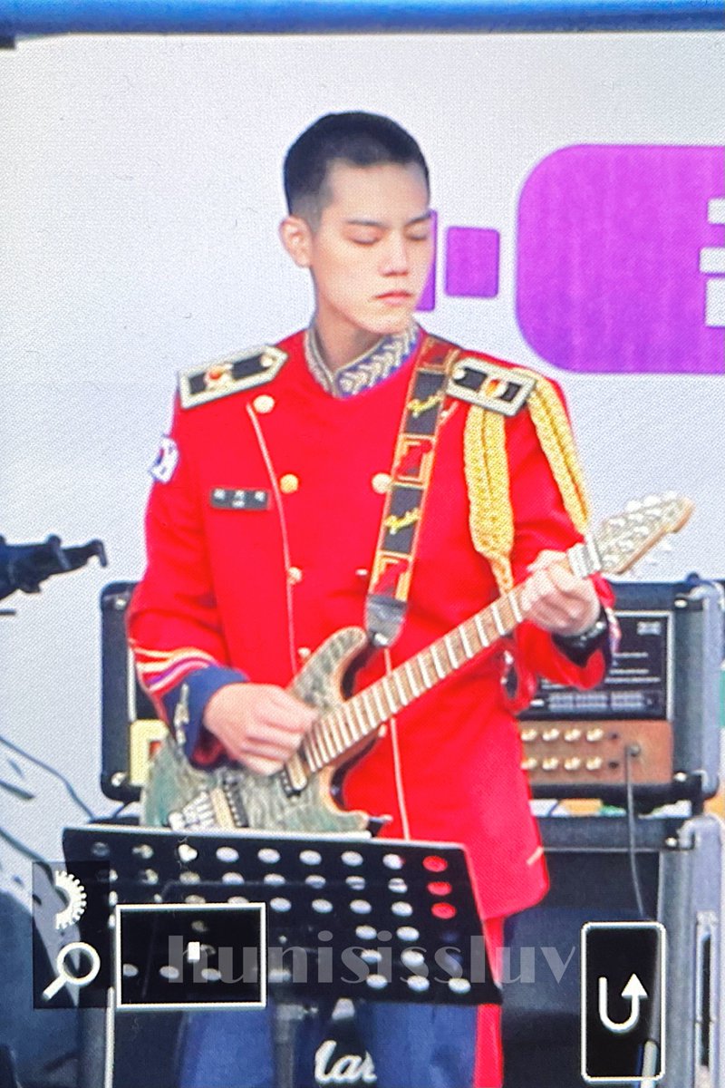 hunisissluv's tweet photo. 230429 군악의장페스티벌

육사먐미(=🝦 ༝ 🝦=)ゞ

#NFlying #엔플라잉 #차훈 #チャフン #ChaHun @NFlyingofficial https://t.co/RWyKZ6fCIT
