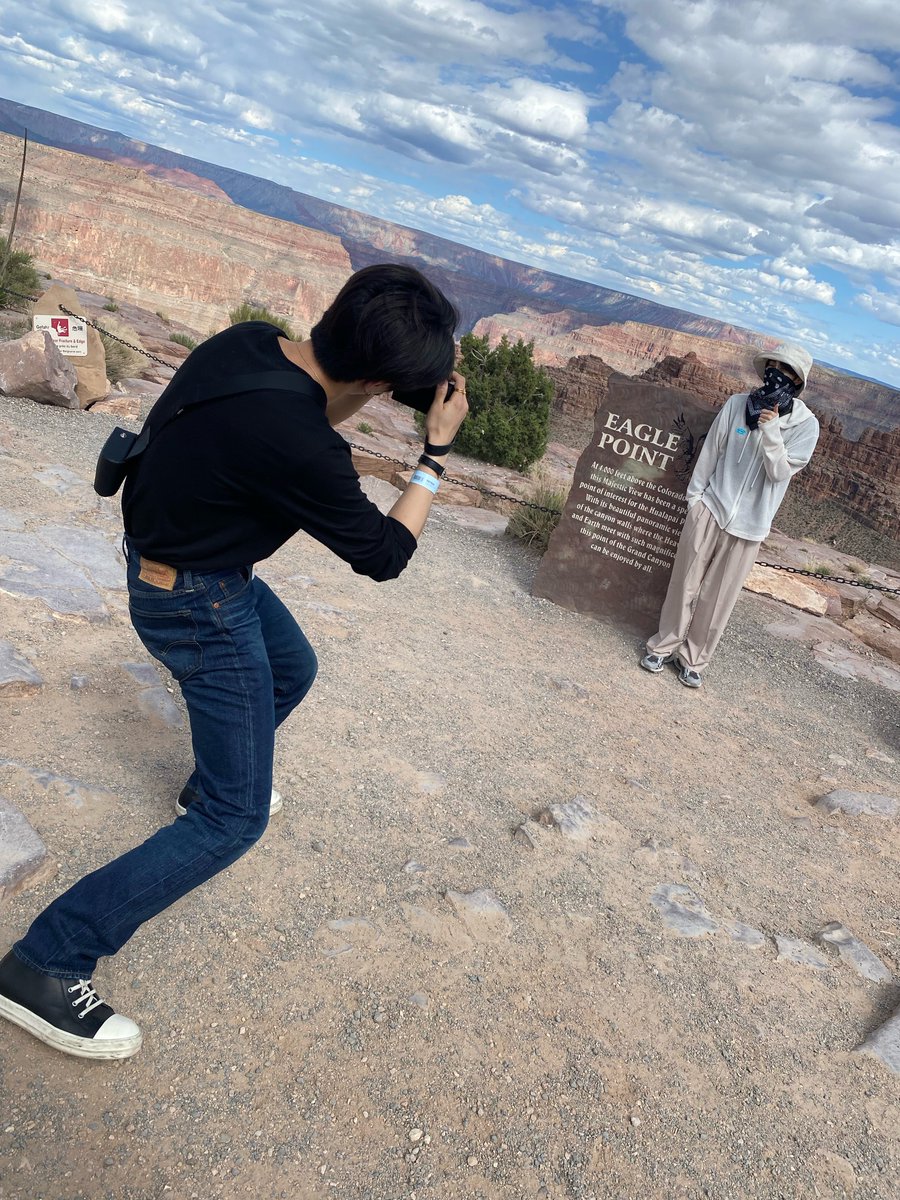 위버스는 럽스타그램이아니야요