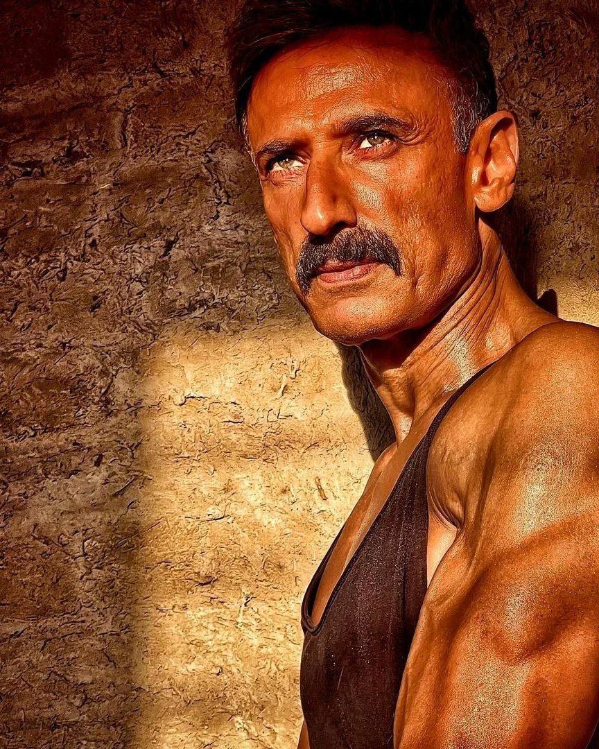 highletins's tweet photo. #SaturdayMotivation = #RahulDev 😎🔥💪

He is an example of age doesn't matter, if you want to stay fit you can do it. Swipe and checkout.

Be inspired, and stay motivated!

@RahulDevRising #Highletins #News #Viral #Trending https://t.co/Tk61GtY1HI