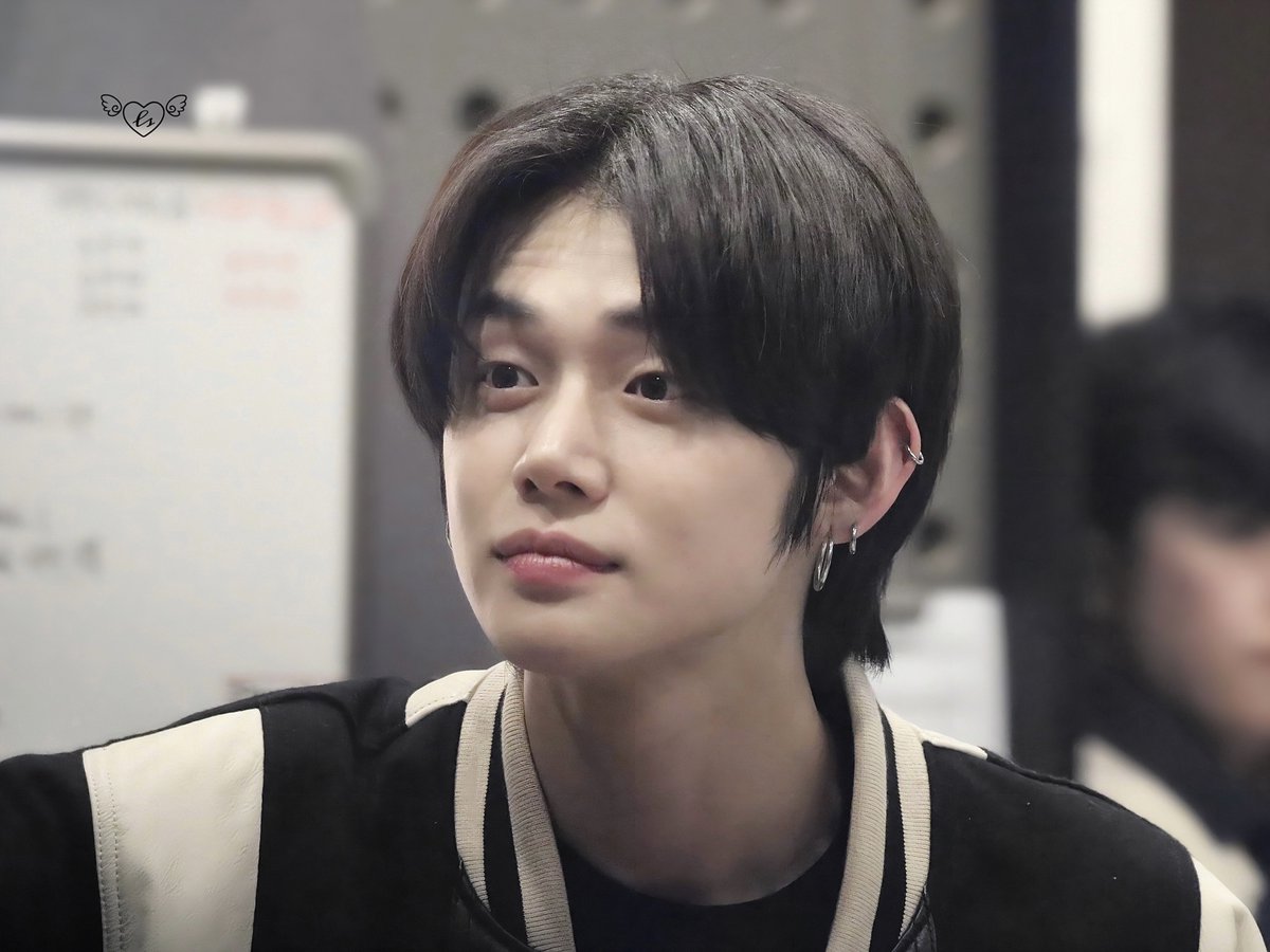 loveshot913's tweet photo. {HQ} 230131

#연준 #YEONJUN
#투모로우바이투게더 #TXT https://t.co/GImb4jST0k