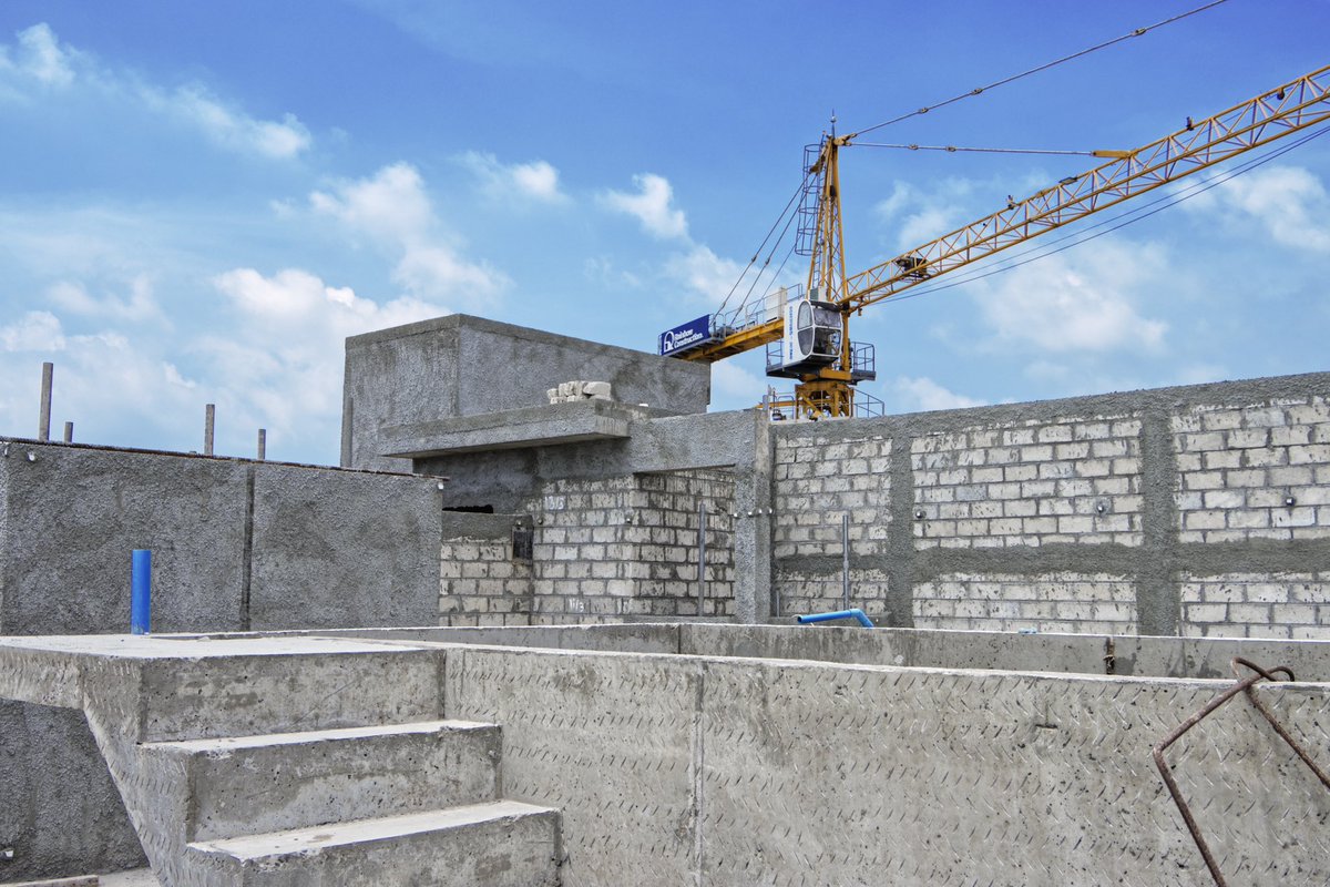 RainbowConstruc's tweet photo. Project Update: RainCoral Residence
Blockwork completed. Internal plasterting completed on 3rd Floor. External plastering is now in progress. Swimming pool waterproofing completed and currently is now being tested. Terrace waterproofing now in progress. https://t.co/hQi1MnkOJL