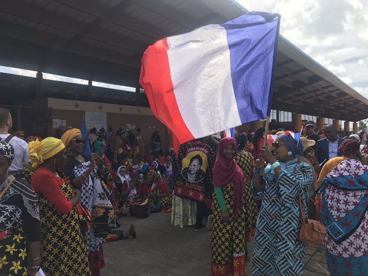 Bee_Mondroha's tweet photo. Place de la République.
29.04.2023

#Mayotte https://t.co/ZboJdqCrgb