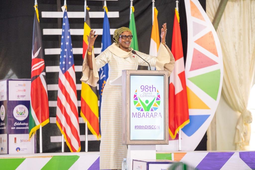 Preach my sister Preach <a href="/Winnie_Byanyima/">Winnie Byanyima</a> made a passionate speech to over 1500 Rotarians gathered in Mbarara for the annual conference. 6 important qualities needed for leadership of today:
1.Collaboration
2. Adoptability
3.Humility
4.Empathy
5.Honesty
6. Inclusivity &amp;Equality