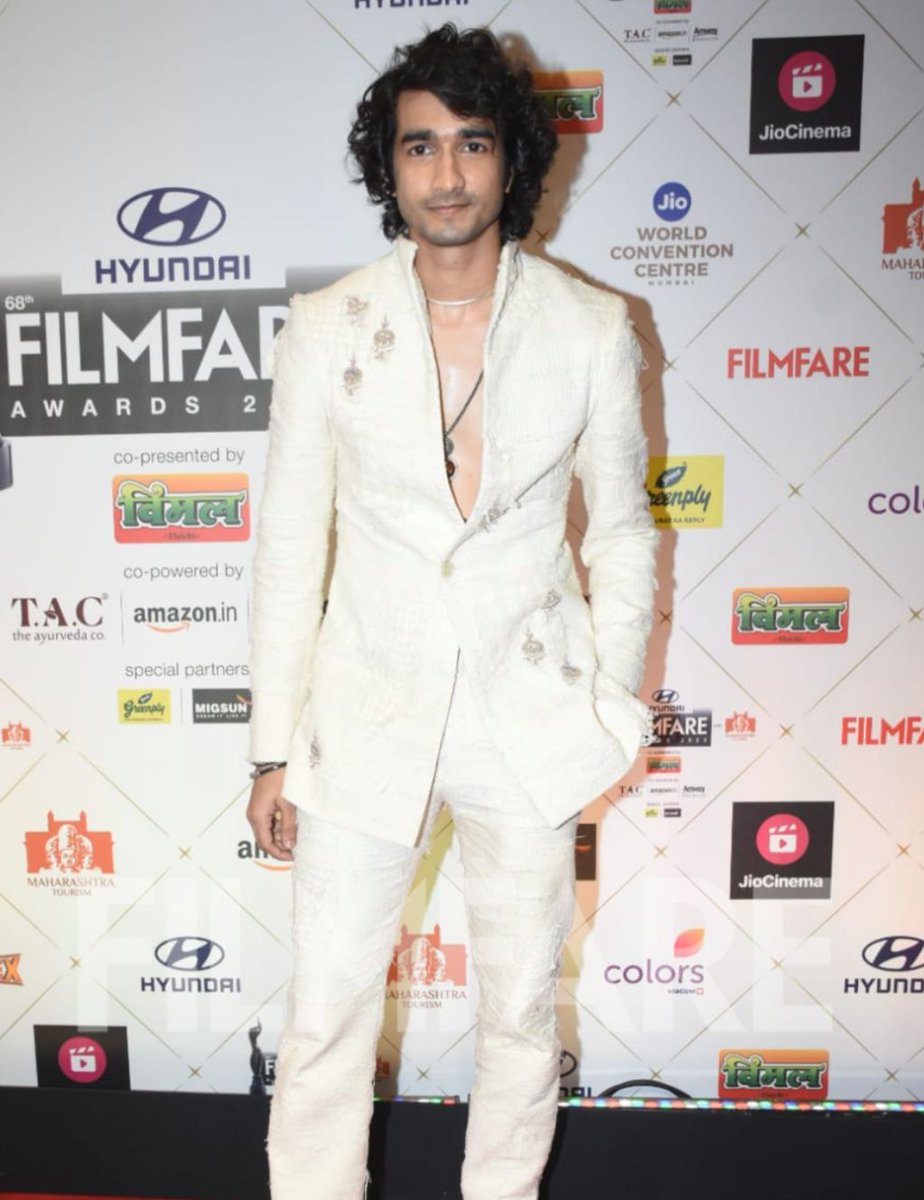 filmfare's tweet photo. #ShantanuMaheshwari was clicked at the 68th #HyundaiFilmfareAwards2023 with #MaharashtraTourism held recently.💞 https://t.co/pVdwnsE3ad
