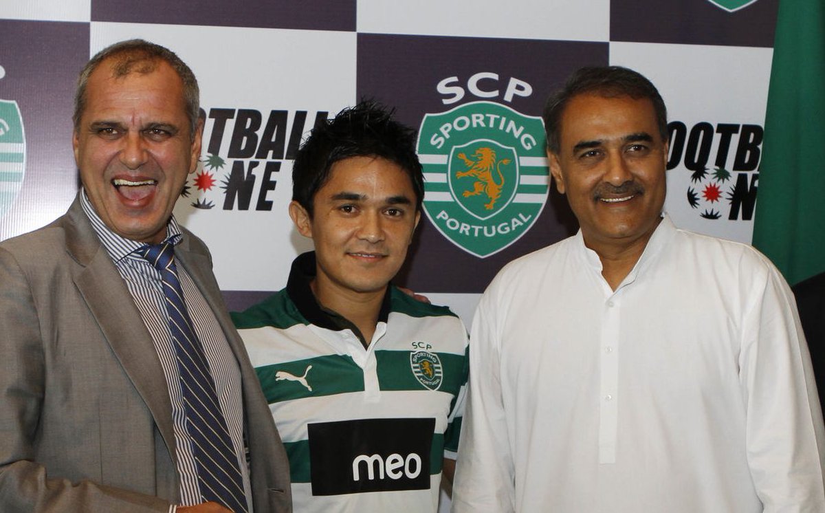 Subhadip_barui9's tweet photo. #TOP 5 indian footballer who played football in foreign #Club !!

1. Romeo Fernandez - 🇧🇷

2. Ishan Pandita -🇪🇦

3. Bhaichung Bhutia - 🇬🇧🇲🇾

4. Sahil Tavora - 🇵🇹

5. Sunil chhetri - 🇺🇲🇵🇹
#indianFootball #Sunilchhetri #joyEastbengal #joymohunbagan 
1/2 https://t.co/RcEbZHzbTJ