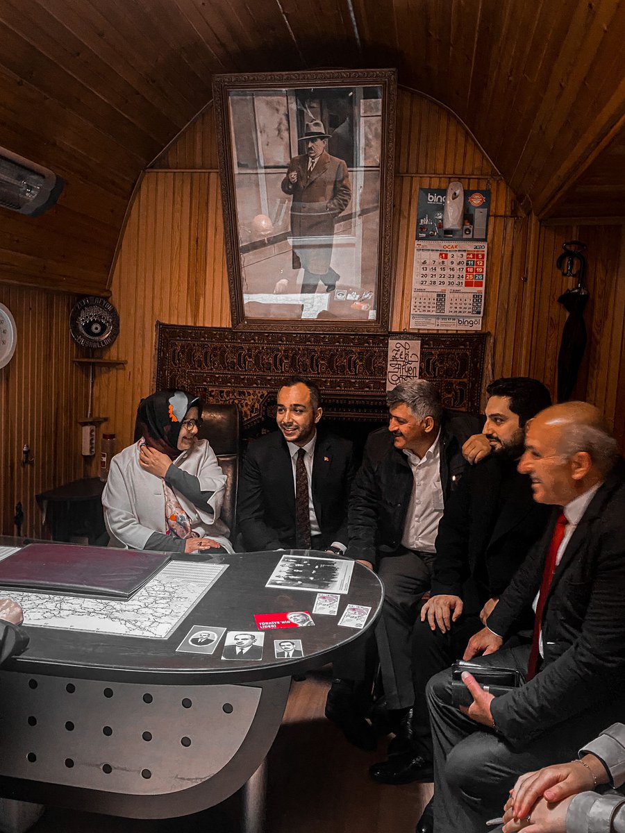 mtevfikkurtuncu's tweet photo. Kapalı Çarşı ve Kazancılar esnafımızı ziyaret ederek hayırlı işler diledik.

#TürkiyeYüzyılı’nda esnaflarımızla birlikte #Kayseri’mize değer katmaya devam edeceğiz.

@akpartikayserii @aysebohurler 
@hcahitozden @fatihuzum38 @abdulkerimylcn https://t.co/0TmkgBbqg4