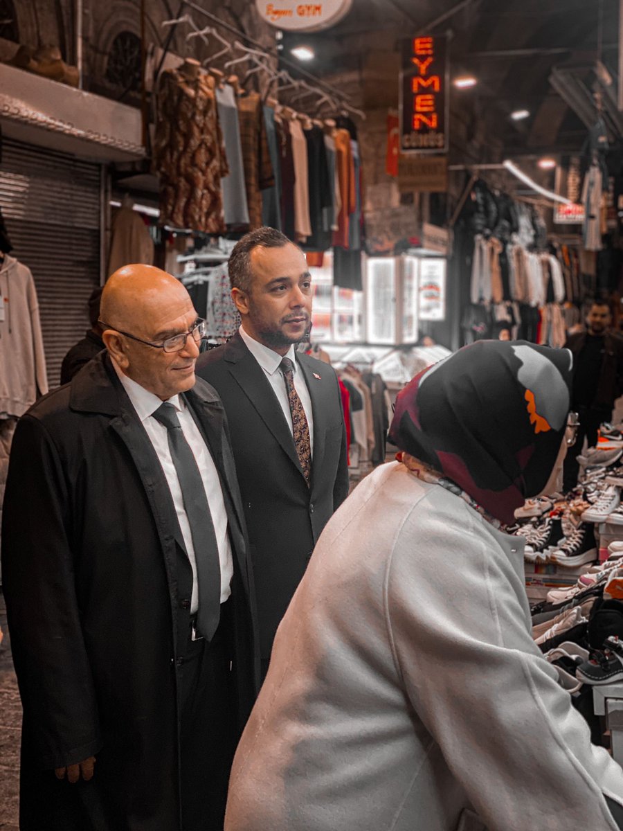mtevfikkurtuncu's tweet photo. Kapalı Çarşı ve Kazancılar esnafımızı ziyaret ederek hayırlı işler diledik.

#TürkiyeYüzyılı’nda esnaflarımızla birlikte #Kayseri’mize değer katmaya devam edeceğiz.

@akpartikayserii @aysebohurler 
@hcahitozden @fatihuzum38 @abdulkerimylcn https://t.co/0TmkgBbqg4