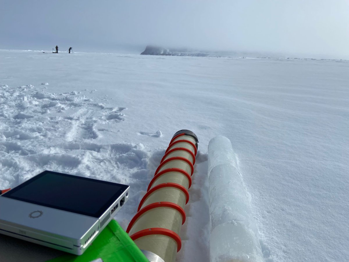 AcinasL's tweet photo. What a dream!! We have 26 metagenomes from the #Arctic #Qikiqtarjuaq using @nanopore to explore the microbes from brines,sea ice cores and sea water. Working together with an amazing team @el_pableras @ICMCSIC @PolarCSIC and Marcel Babin and team @LavalUniversity. Stay tuned!❄️ https://t.co/mWME6kKdEb