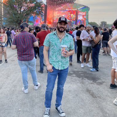 Ti_glioF's tweet photo. #NuevaFotoDePerfil #TecatePalNorte2023 https://t.co/DgIfm801wr