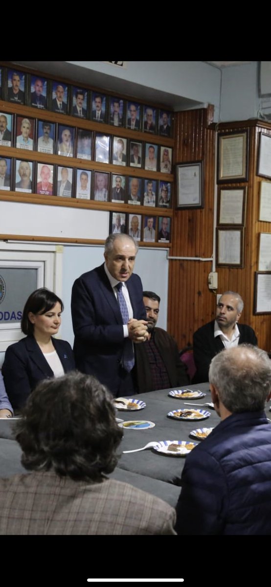 Îstanbul 3. Bolge Milletvekili Adayimiz Sayin Mustafa YENEROGLU ve Kucukcekmece îlce Baskanimiz Sayin Eda Ates ADIYEKE ile birlikte Kucukcekmece’ nin etkin Stk kuruluslarindan Sefakoy Sinoplular Dernegini Ziyaret Ettik.