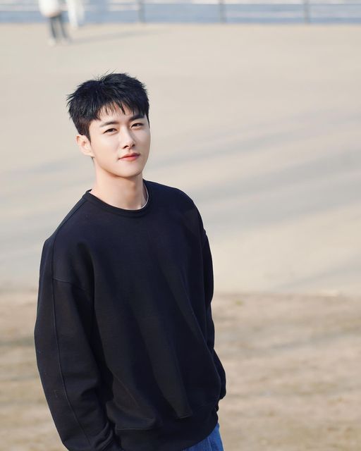 seojihoon__'s tweet photo. @jihux update https://t.co/a6m0Tdm4UN