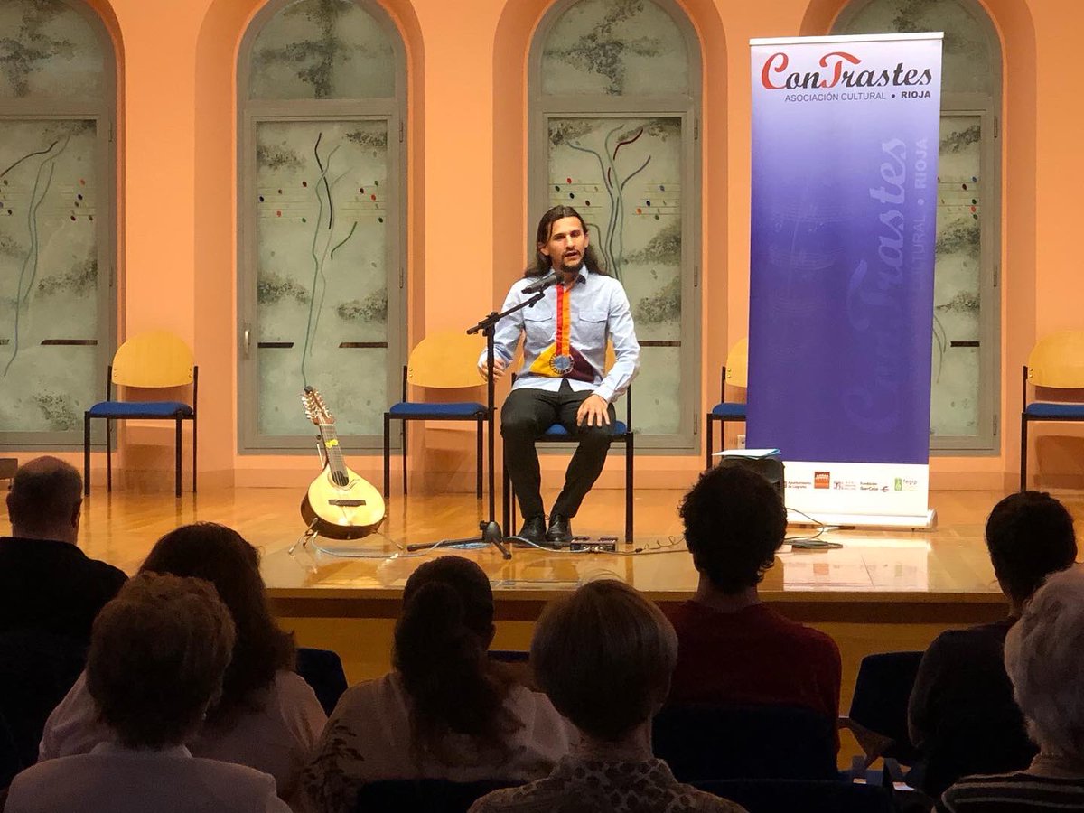 plectrorioja's tweet photo. Imágenes del original concierto de William Humberto Posada Estrada en el @conser_logrono . Desde Colombia en La Rioja @lariojaorg @riojacultura de la mano de ConTrastes-Rioja. Asociación Cultural @plectrorioja @FEGIP1 https://t.co/LTxty0STXR