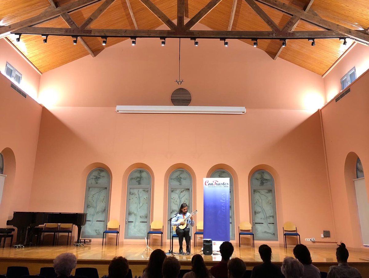 plectrorioja's tweet photo. Imágenes del original concierto de William Humberto Posada Estrada en el @conser_logrono . Desde Colombia en La Rioja @lariojaorg @riojacultura de la mano de ConTrastes-Rioja. Asociación Cultural @plectrorioja @FEGIP1 https://t.co/LTxty0STXR