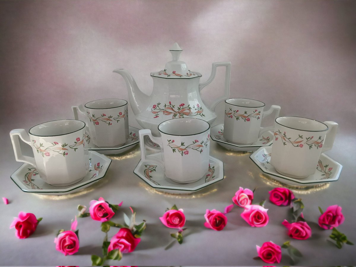 lula_roxs's tweet photo. Excited to share the latest addition to my #etsy shop: Eternal Beau Tea Set, Vintage Tea Set, Cups and Saucers, Vintage Mugs, Pink Tea Set, Floral Teapot, Afternoon Tea, Gift for Mum, Floral Gift #anniversary #eternalbeauteaset #vintageteaset  https://t.co/9eema1Z4dW https://t.co/GGXWwyqAAb